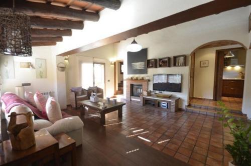 Begur Villa Sleeps 5 Pool Wifi