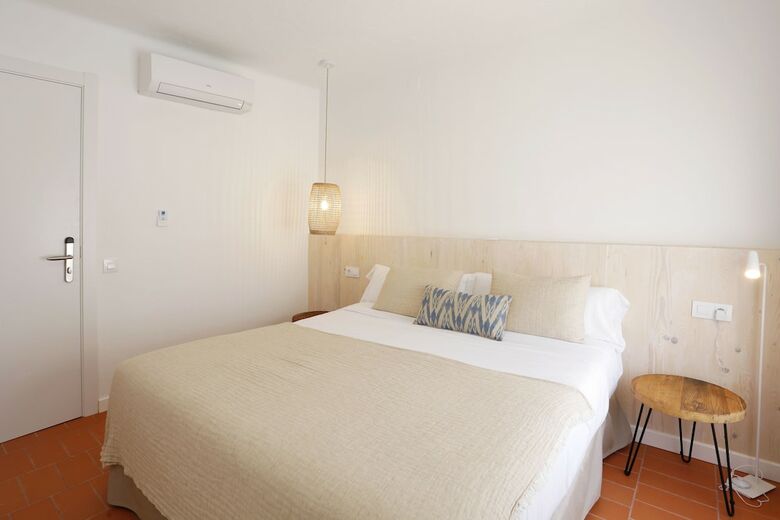 Hotel Hostal Ses Negres