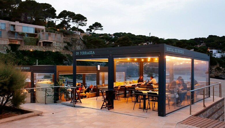 Hotel Hostal Ses Negres
