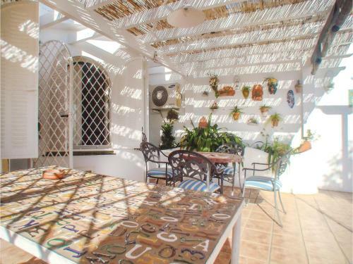 Three-bedroom Holiday Home In Benajarafe