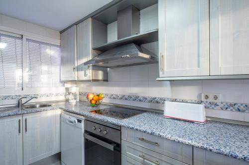 Villa Frente Al Mar En Benalm�dena