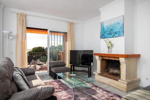 Villa Frente Al Mar En Benalm�dena