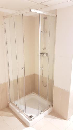 Amplio Apartamento De 2 Dormitorios Con Gran Terraza