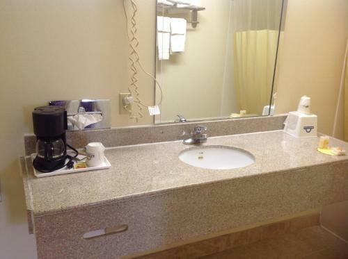 Hotel Days Inn By Wyndham Clinton