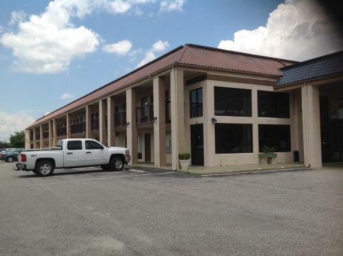 Hotel Days Inn By Wyndham Clinton