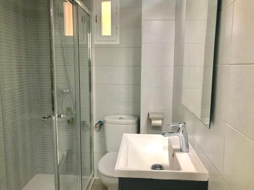 Modern Apartment In Av Mediterraneo
