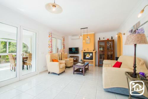 Abahana Villas Daisy