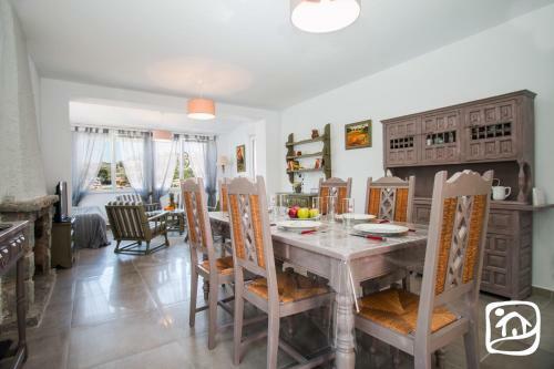 Abahana Villas Geminis