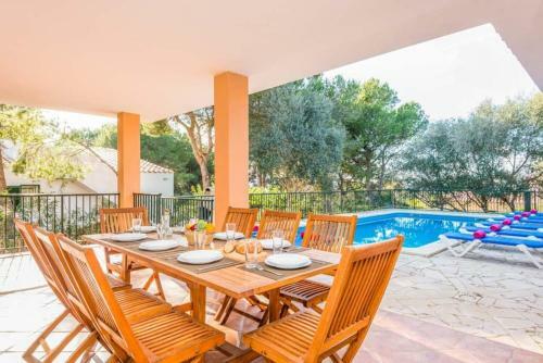 Binibequer Vell Villa Sleeps 8 Pool Wifi