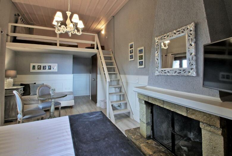 Boutique Hotel Skamnos