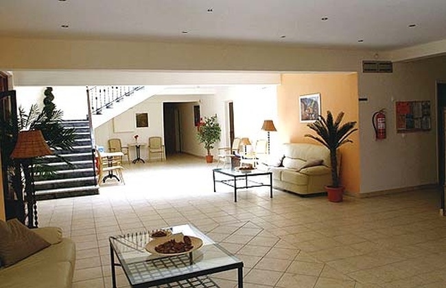 Annaliza Aparthotel