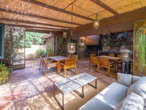 Villa Homeholidaysrentals Darien