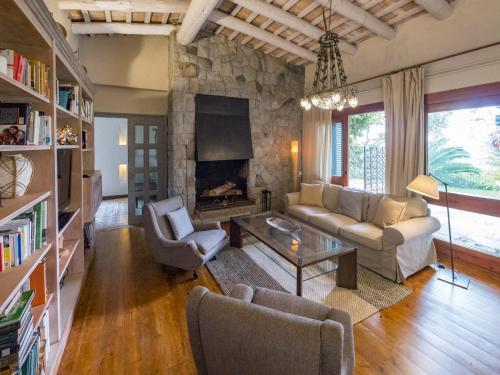 Villa Homeholidaysrentals Darien