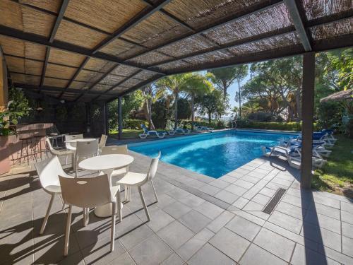 Villa Homeholidaysrentals Darien