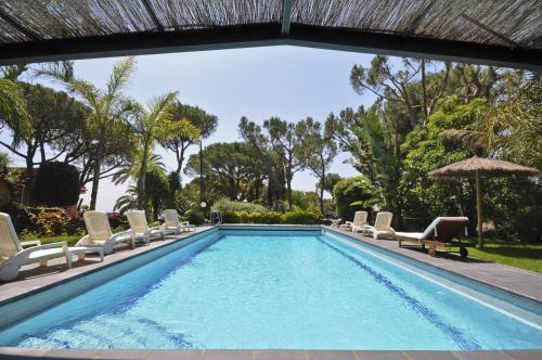 Villa Homeholidaysrentals Darien