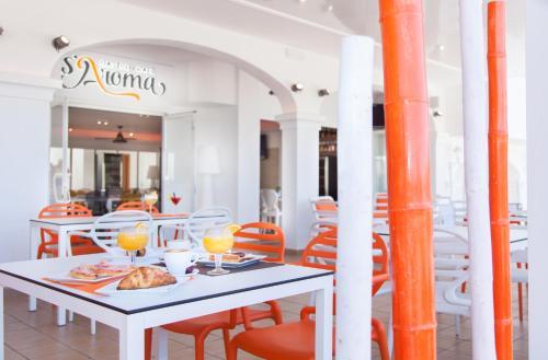 Apartamentos Oasis Sa Tanca
