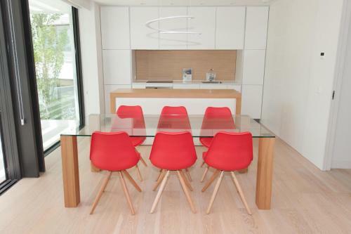 Hotel Holiday Rentals At Pga Catalunya