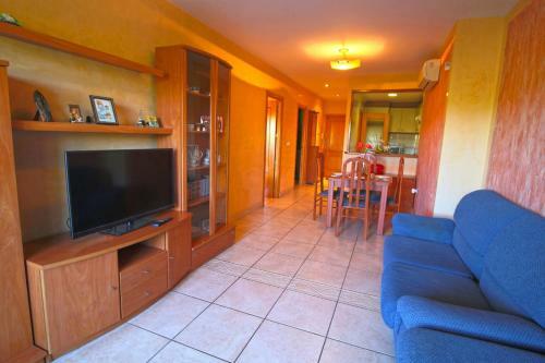 Calpe Apartment Sleeps 5 Pool Wifi