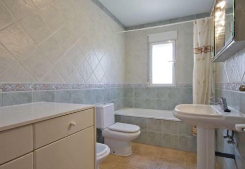 Calpe Villa Sleeps 16 Pool