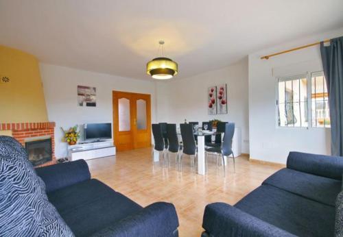 Calpe Villa Sleeps 16 Pool