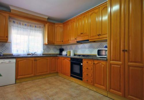 Calpe Villa Sleeps 16 Pool