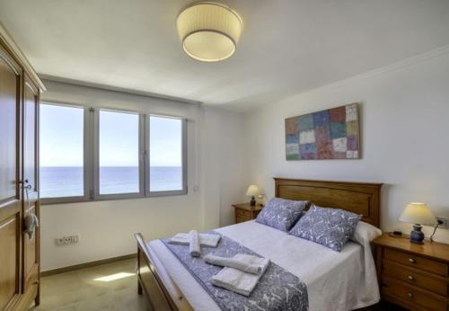 Calpe Apartment Sleeps 8
