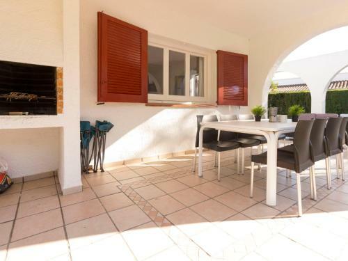 Holiday Home Yolemi