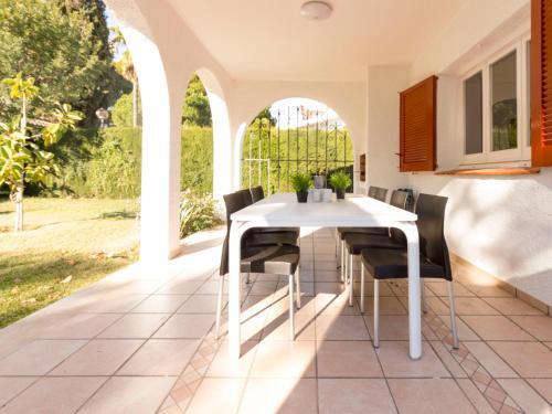 Holiday Home Yolemi