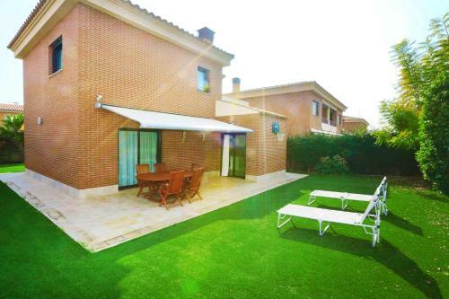 Queen Cambrils Litoral Costa Dorada