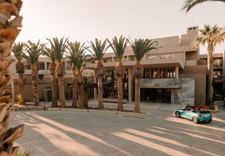 Hotel Aks Minoa Palace