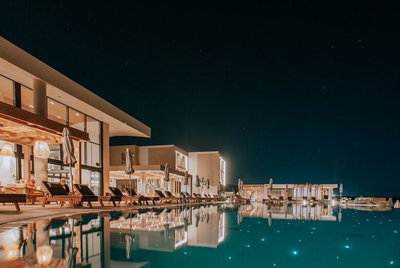 Hotel Aks Minoa Palace