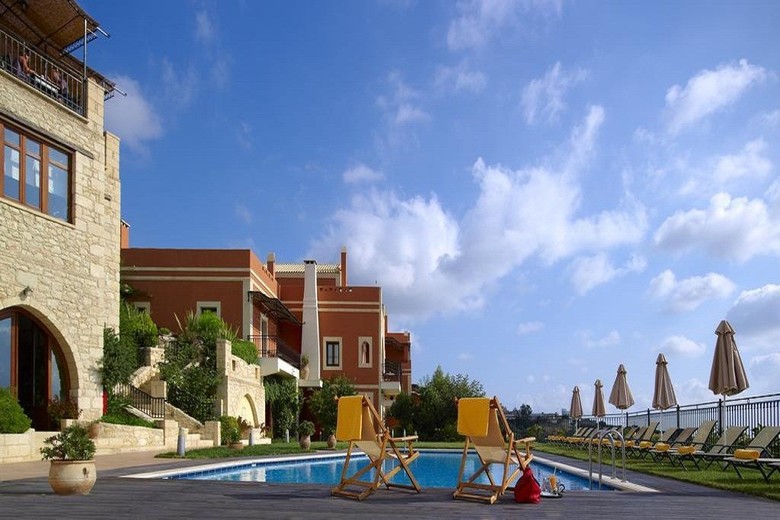 Hotel Katalagari Country Suites