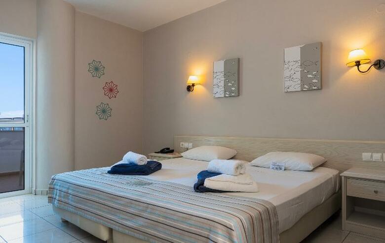 Lavris Hotels And Bungalows