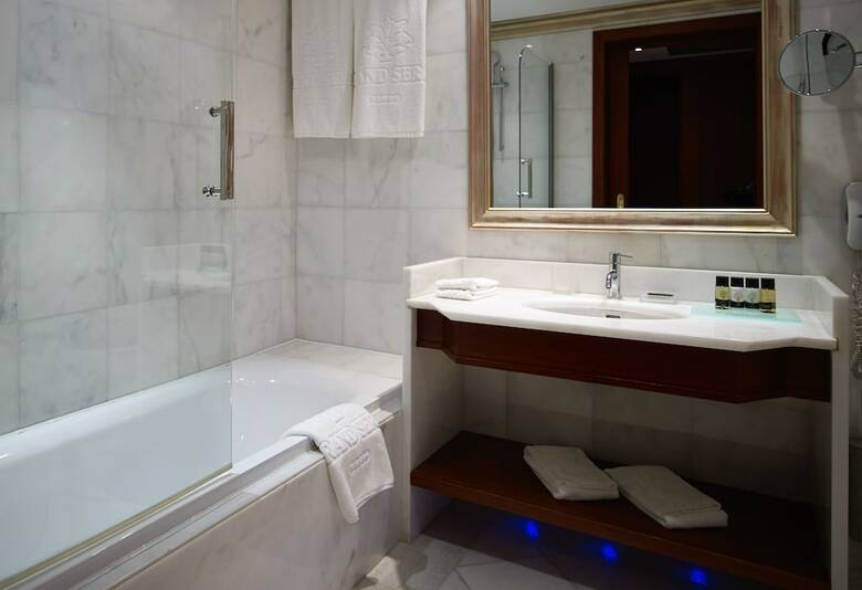Hotel Grand Serai Congress & Spa