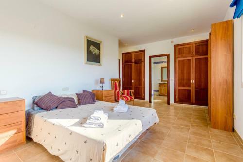 Can Picafort Villa Sleeps 8 Air Con Wifi