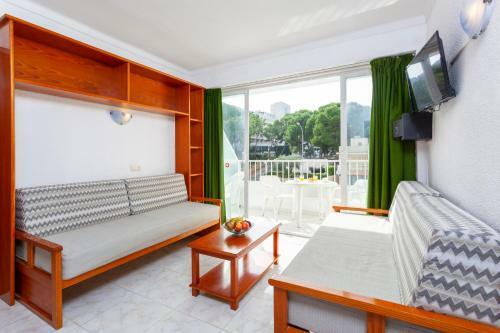 Hotel Yourhouse Africamar