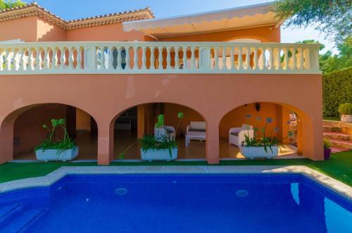Villa Son Baul�