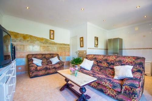 Can Picafort Villa Sleeps 11 Pool Air Con Wifi