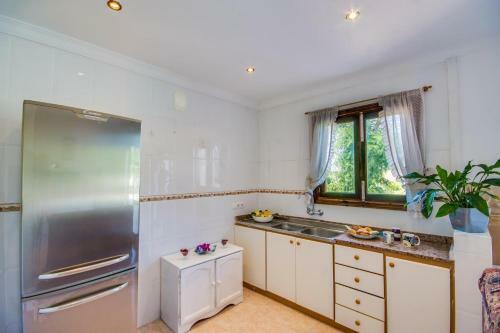 Can Picafort Villa Sleeps 11 Pool Air Con Wifi