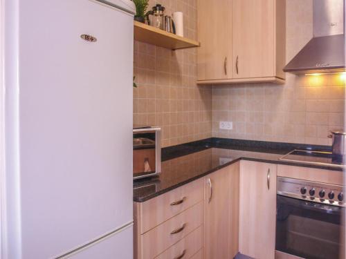 Three-bedroom Apartment In Castello D'empuries