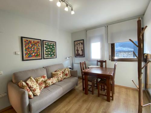 Lh Apartamentos Prados 1