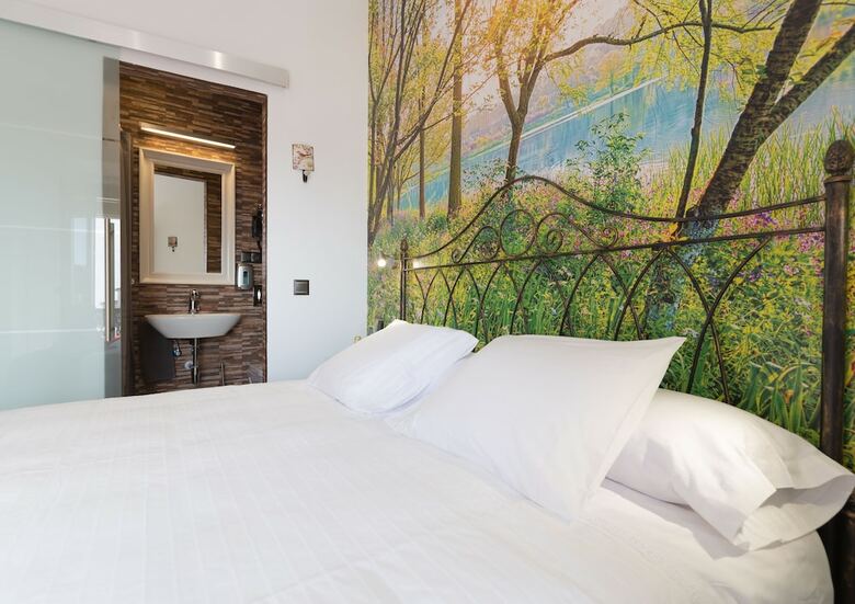 Salamandra Plaza B&B