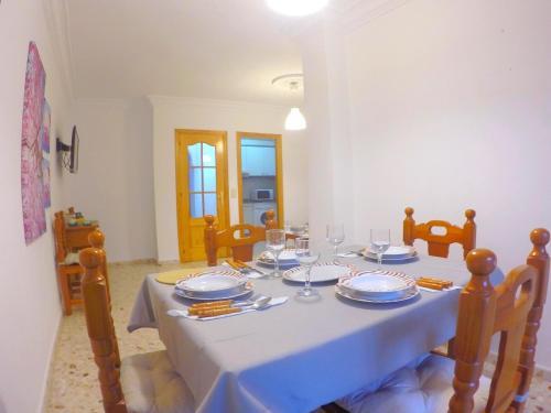 Apartamentos Azor�n Con Aire Acondicionado
