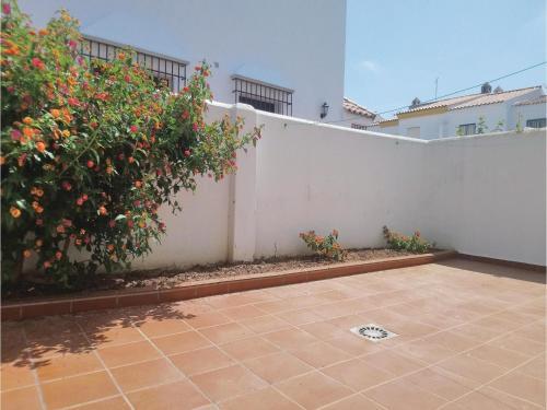 Two-bedroom Holiday Home In Conil De La Frontera