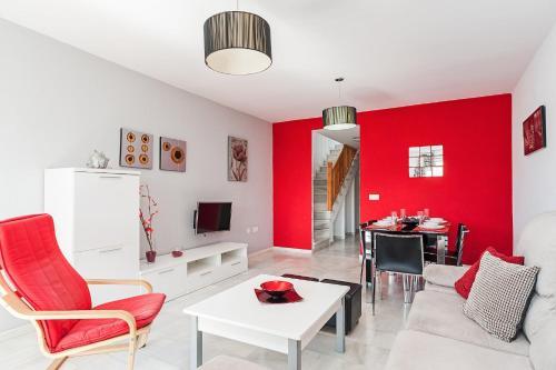 Apartamento D�plex De Dos Habitaciones Con Piscina