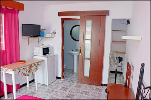 Hotel Habitaci�n Velarde
