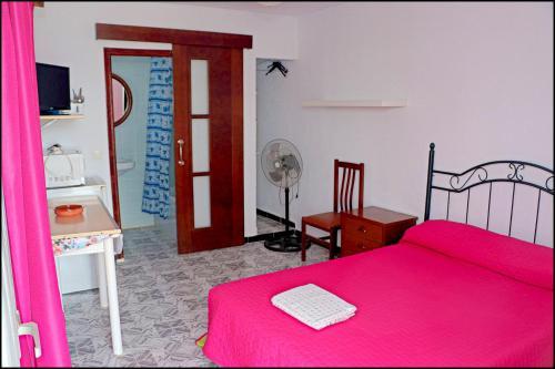 Hotel Habitaci�n Velarde