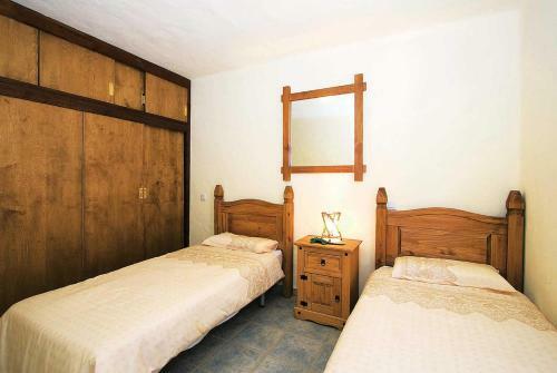 Corralejo Villa Sleeps 6 Pool Wifi
