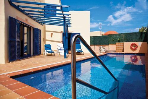Corralejo Villa Sleeps 6 Pool Wifi