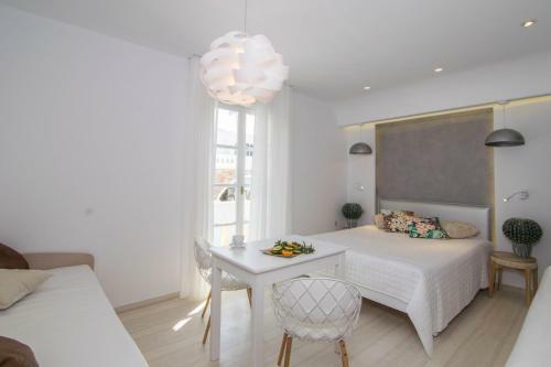 Spiros Hotel